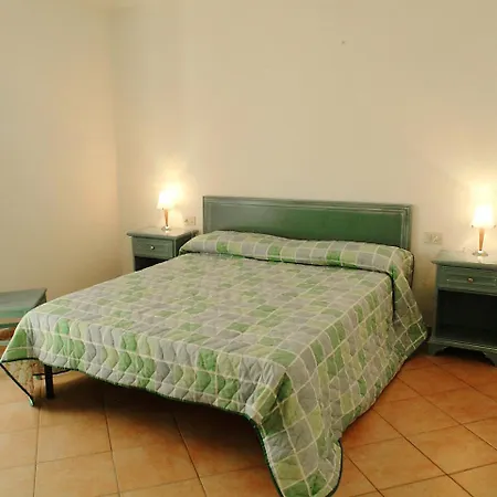 Locazione Turistica Sole-8 Apartment *