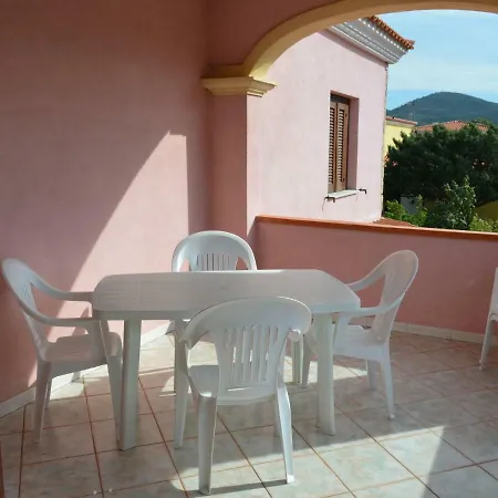 Locazione Turistica Sole-8 *